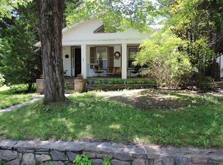 15 Mountain View Ave, Black Mountain, NC 28711