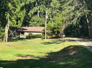 3153 Georgia Rd, Gray Court, SC 29645