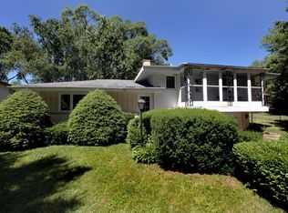 33132 N John Mogg Rd, Grayslake, IL 60030