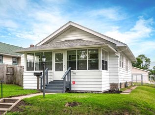 726 S 32nd St, South Bend, IN 46615