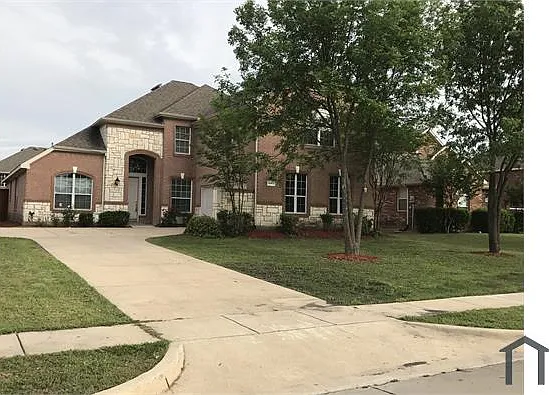 10410 Panks Ct — Photo 1