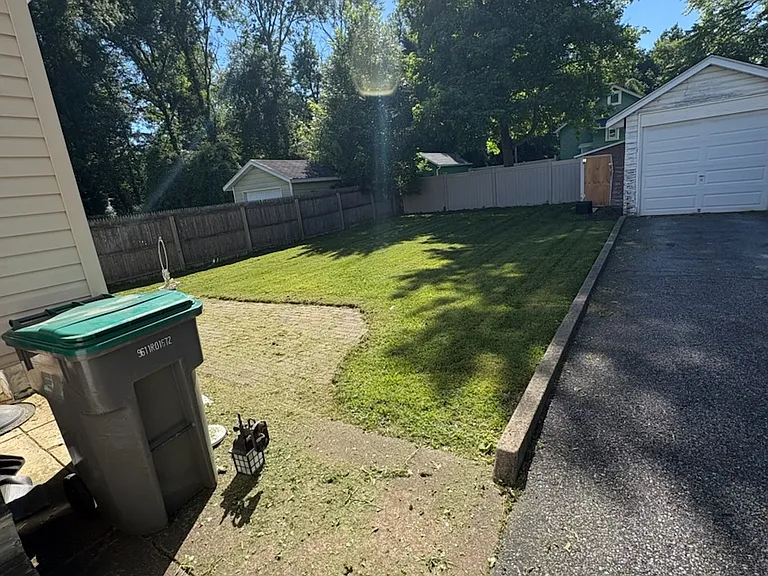307 Colonial Ave — Photo 9