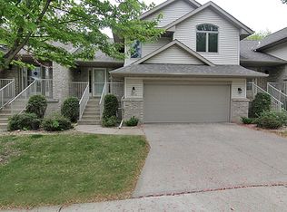 1036 Doubletree Ct NE, Cedar Rapids, IA 52402