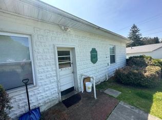 4 Daugherty Rd #B, Grove City, PA 16127