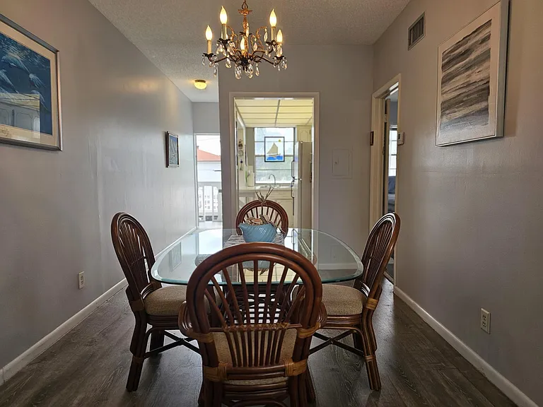 17 S Lakeside Dr #4 — Photo 8