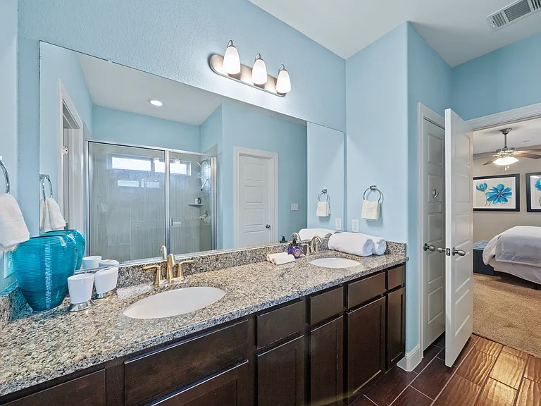 2214 S Lakeline Blvd — Photo 20