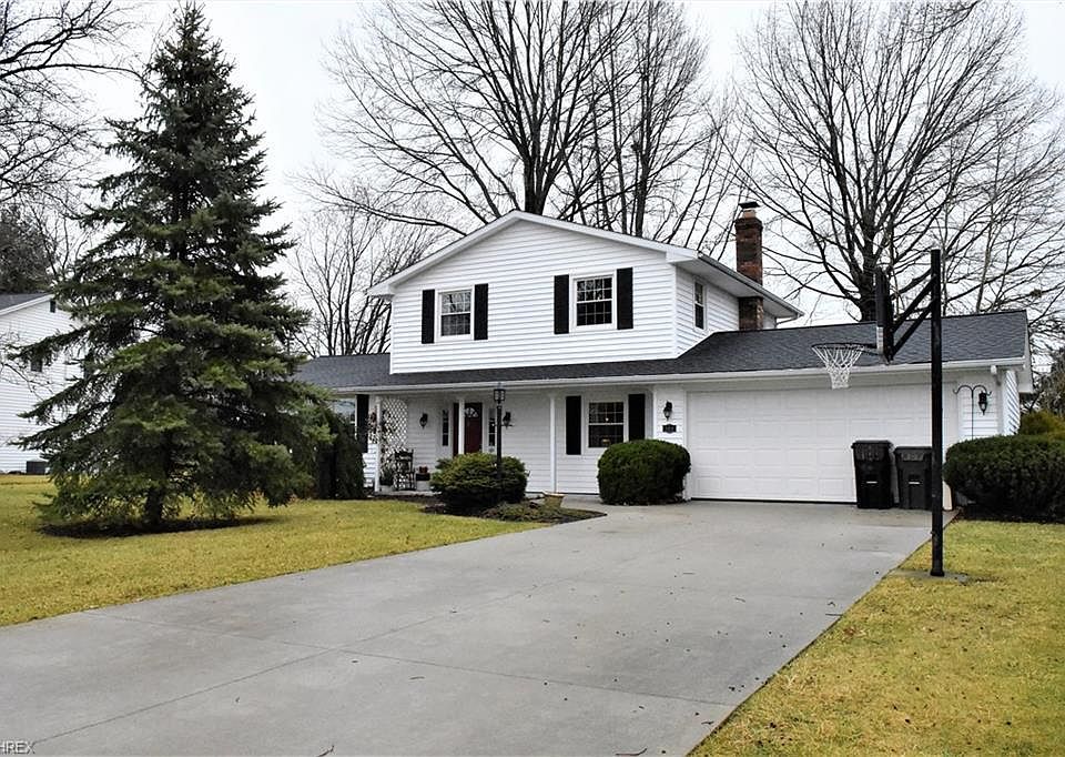 1st image of 140 Buckingham Dr