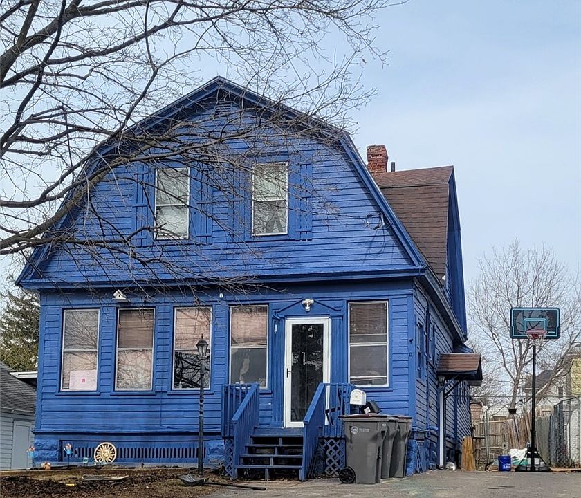 1st image of 1002 W Dominick St