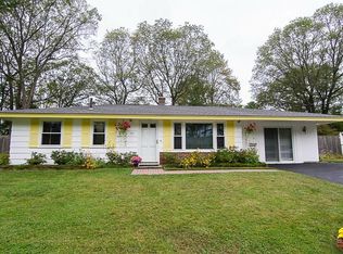 77 Yvonne Rd, Bellingham, MA 02019