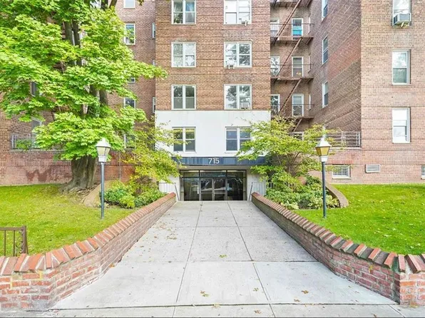 715 Ocean Pkwy APT 2M, Brooklyn, NY 11230