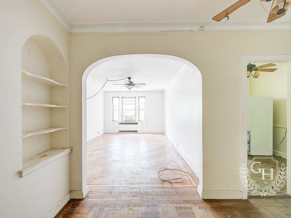 31-31 54th Street image 4 of 22