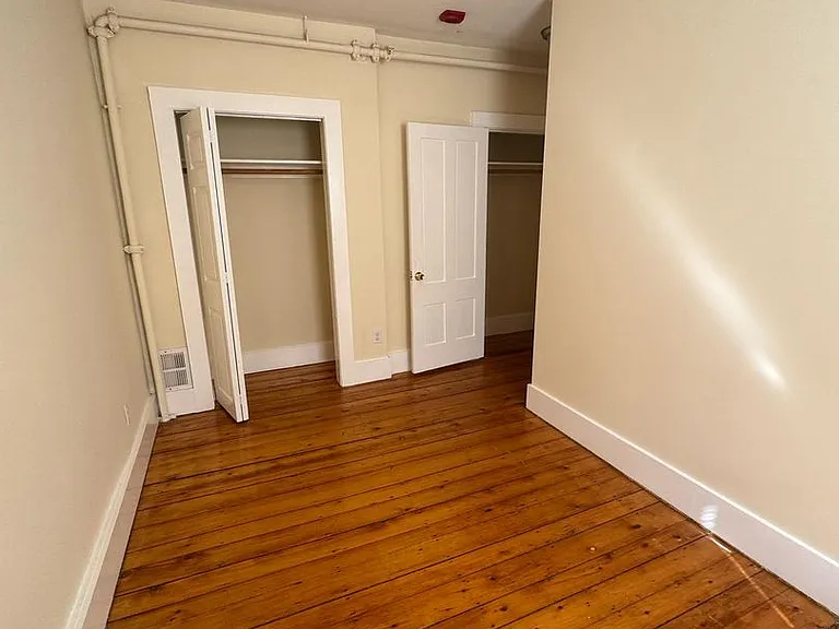 10-28 Centennial Pl — Photo 6