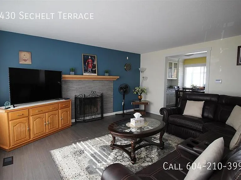 3430 Sechelt Ter — Photo 5