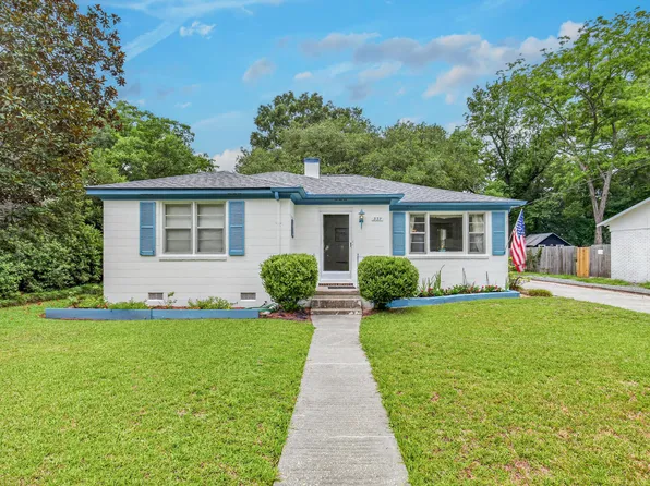 337 Millcreek Dr, Charleston, SC 29407