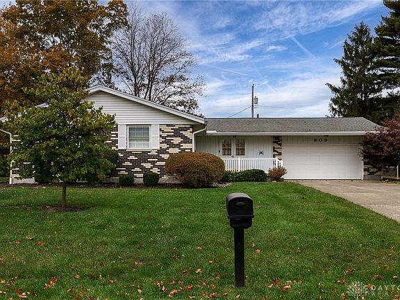 3rd image of 809 Bonnycastle Ave