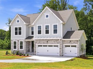 4610 Yokley Farm Rd #1032, Winston Salem, NC 27107