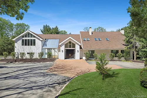 92 Old House Ln Photo 1