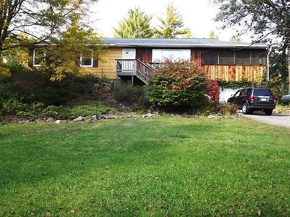 2nd image of 3831 Brookwood Ln