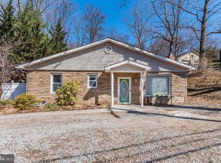 4250 Wertzville Rd, Enola, PA 17025