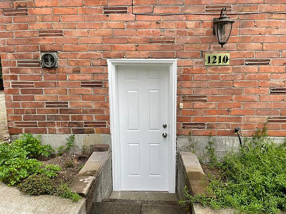 3rd image of 1210 S Lucile St