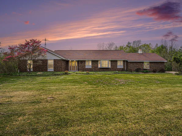 13652 73rd St, South Haven, MI 49090