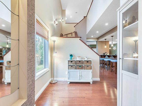 4th image of 331 Mahogany Ct SE