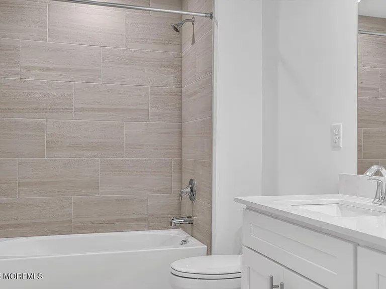 122 Woolley Ct — Photo 28
