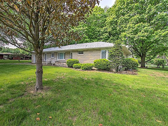 3rd image of 9 Parry Dr