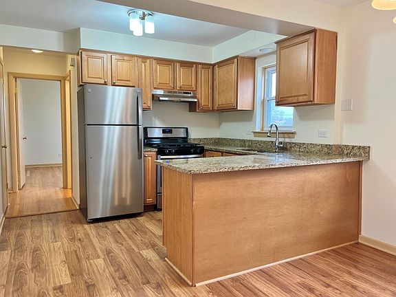 4th image of 5805 W Lawrence Ave #2