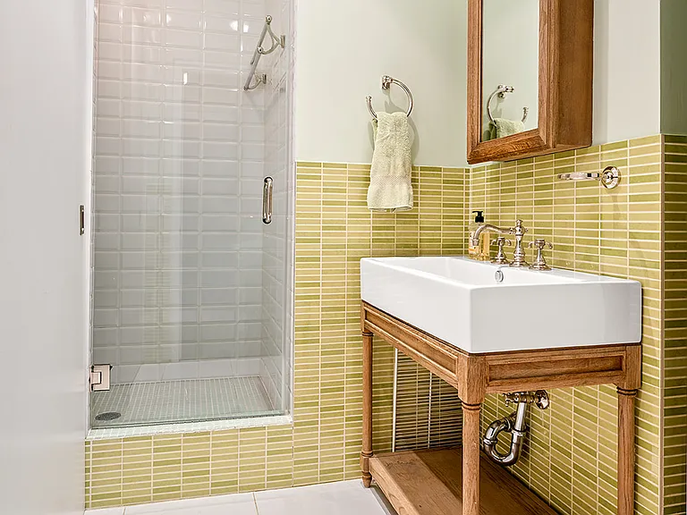 160 Chambers St #3 — Photo 9