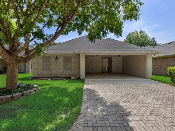 104 Enchanted Ct, Red Oak, TX 75154