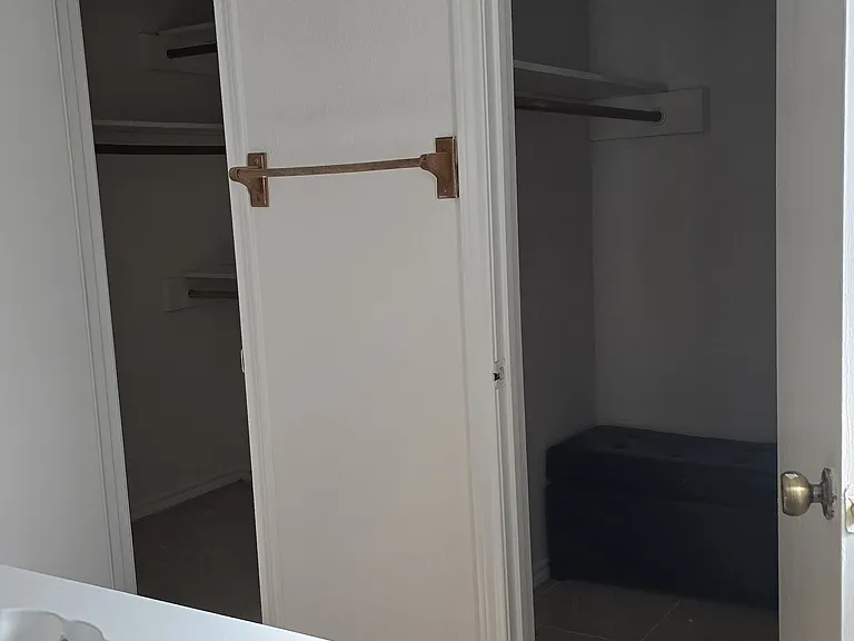 Master room whit big walking closet # 6426