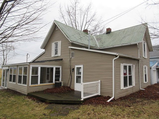 1st image of 12165 Lecrone Ave