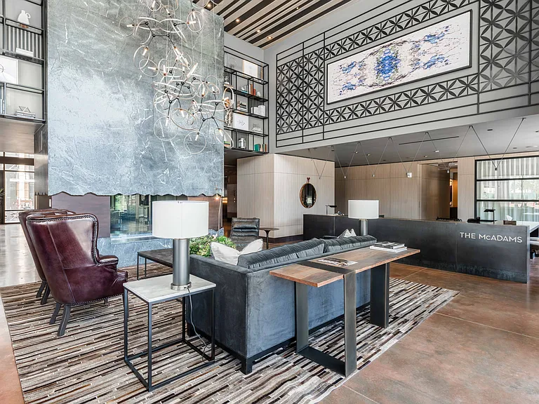 Experience premium amenities in our exclusive clubhouse.