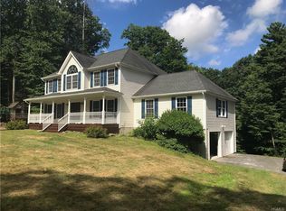 39 Rose Ln, Middletown, NY 10940