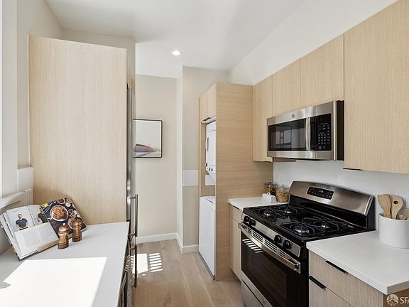 5th image of 1811 Leavenworth St #4