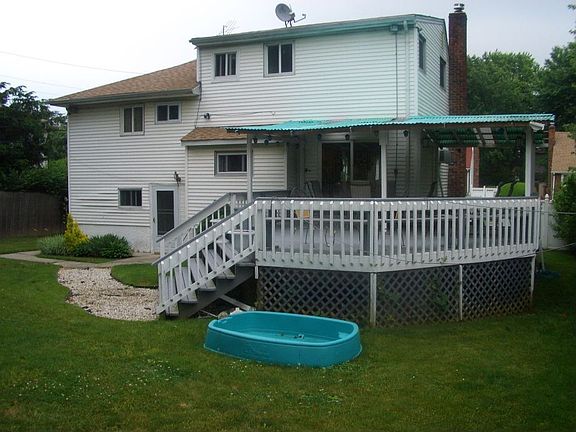 2nd image of 14 Ann Rose St