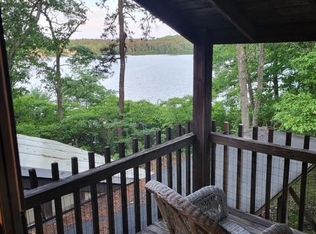 22 Pine Ct, Flanders, NY 11901