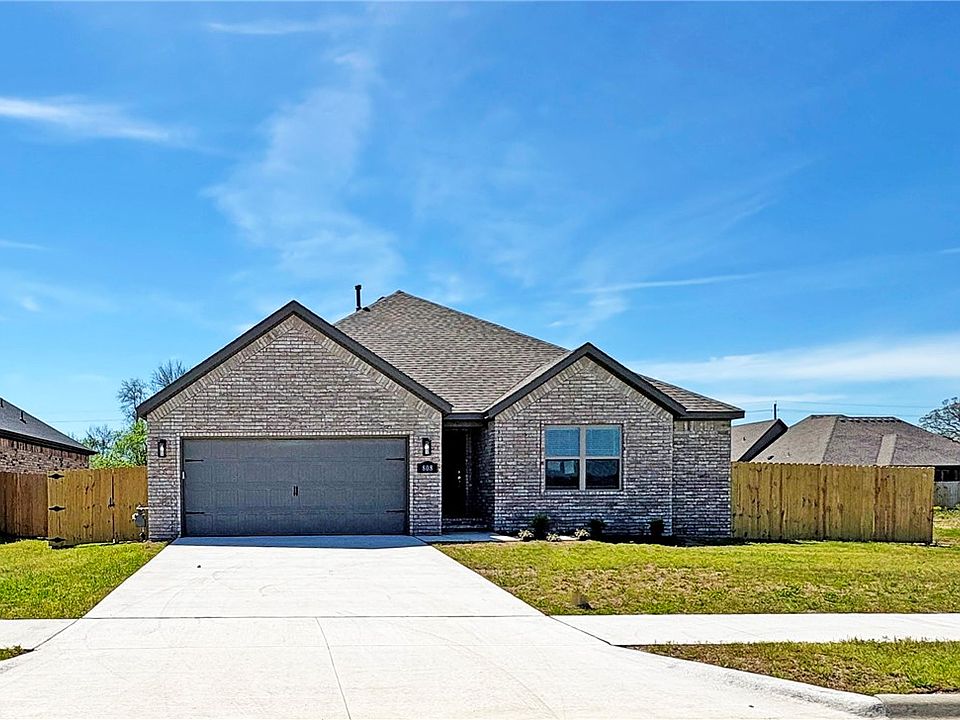 1st image of 808 W Carley Dr
