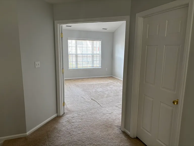 173 Westbrook Dr — Photo 32