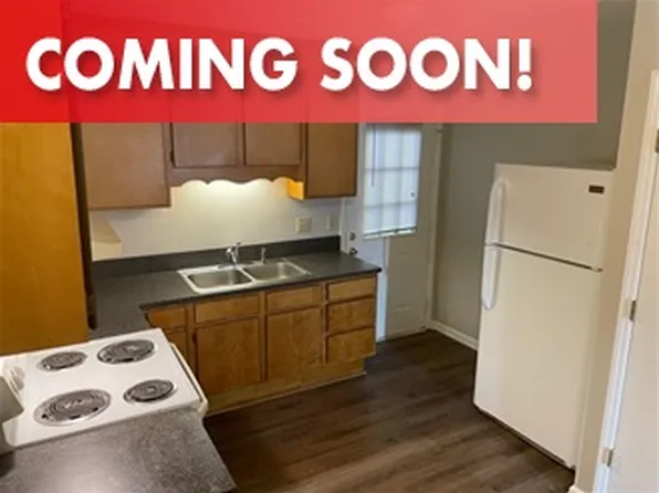 1104 Fieldcrest Cir, Stanley, NC 28164
