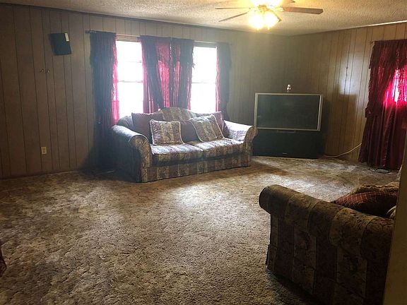 3rd image of 146 Orr Dr