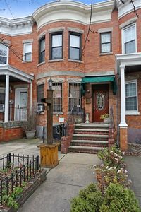 312 E 2nd St, Brooklyn, NY, 11218