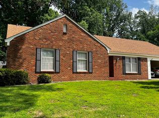 3122 Kirkcaldy Rd, Memphis, TN 38128