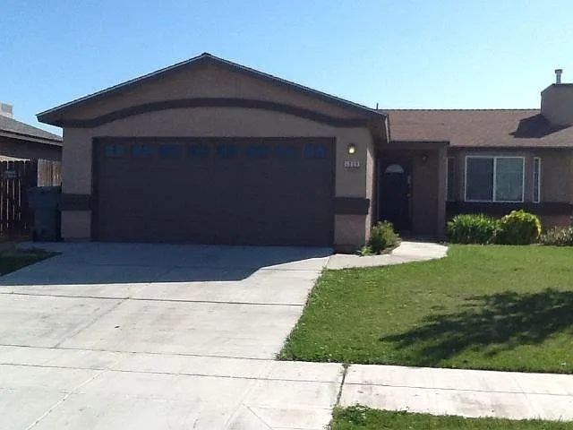 1939 Truman Dr photo 1