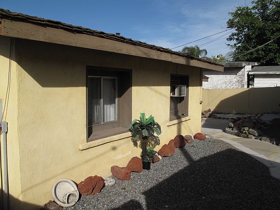 House, Street L Side