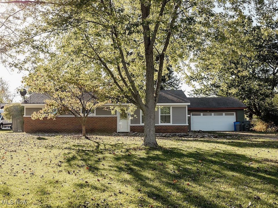 1st image of 9295 Dorothy Dr