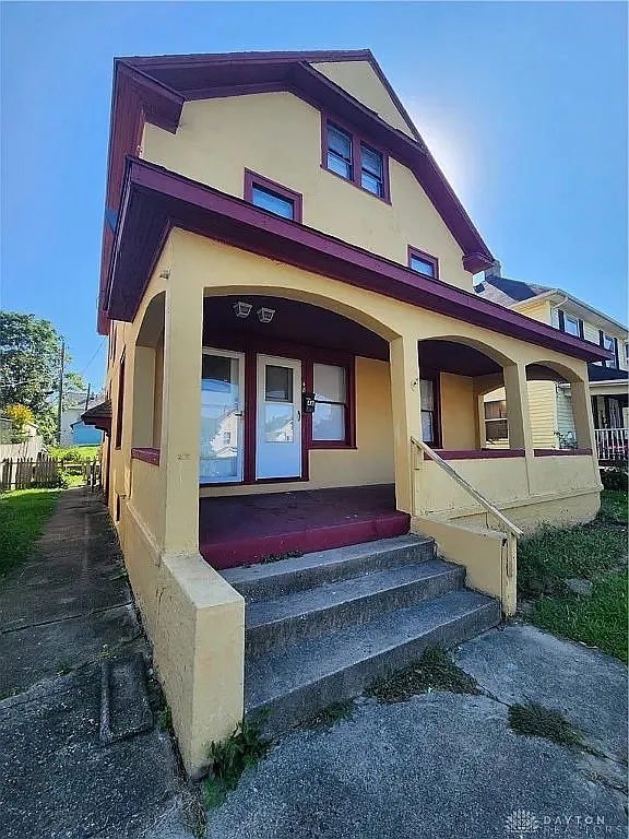 48 Indiana Ave — Photo 1