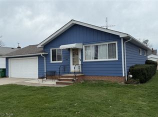 30305 Arnold Rd, Willowick, OH 44095