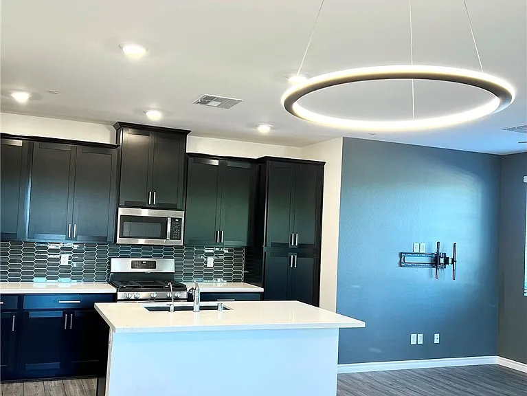 20 Barbara Ln #41 — Photo 5